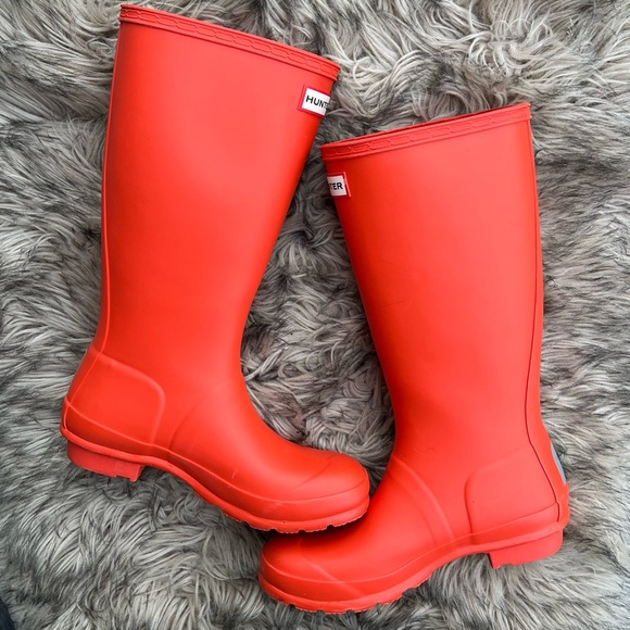 orange hunter rain boots